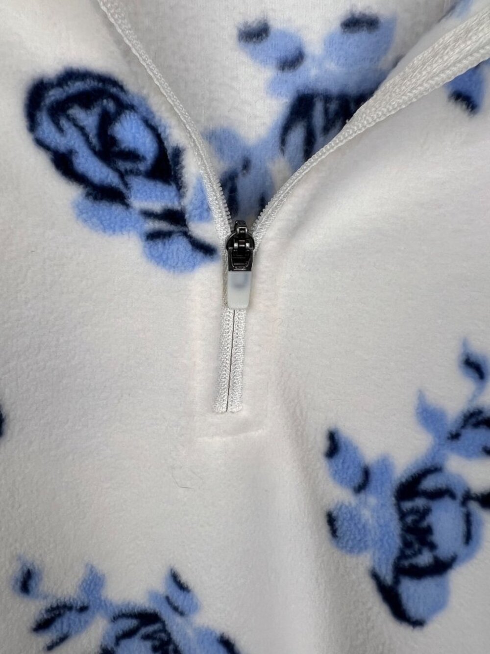 Lands' End Floral 1/4 Zip Fleece - Picture 2 of 10